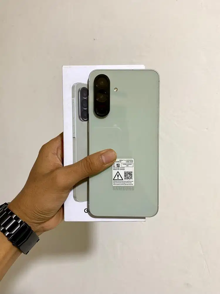 Samsung A56 (5G) 12GB/256GB