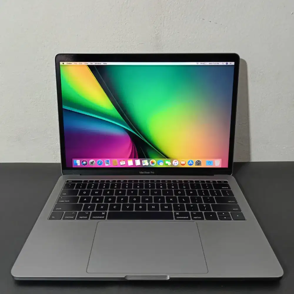 Macbook Pro 2017 Core i7 16GB SSD 256GB 13 inch No Touchbar 2017