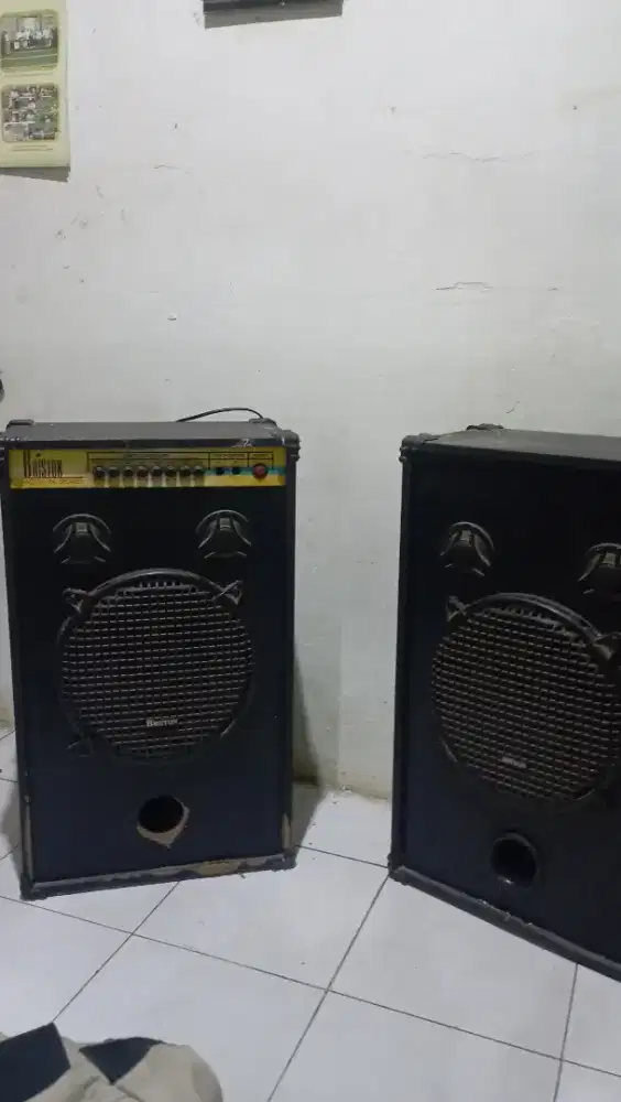 speaker salon briston sepasang