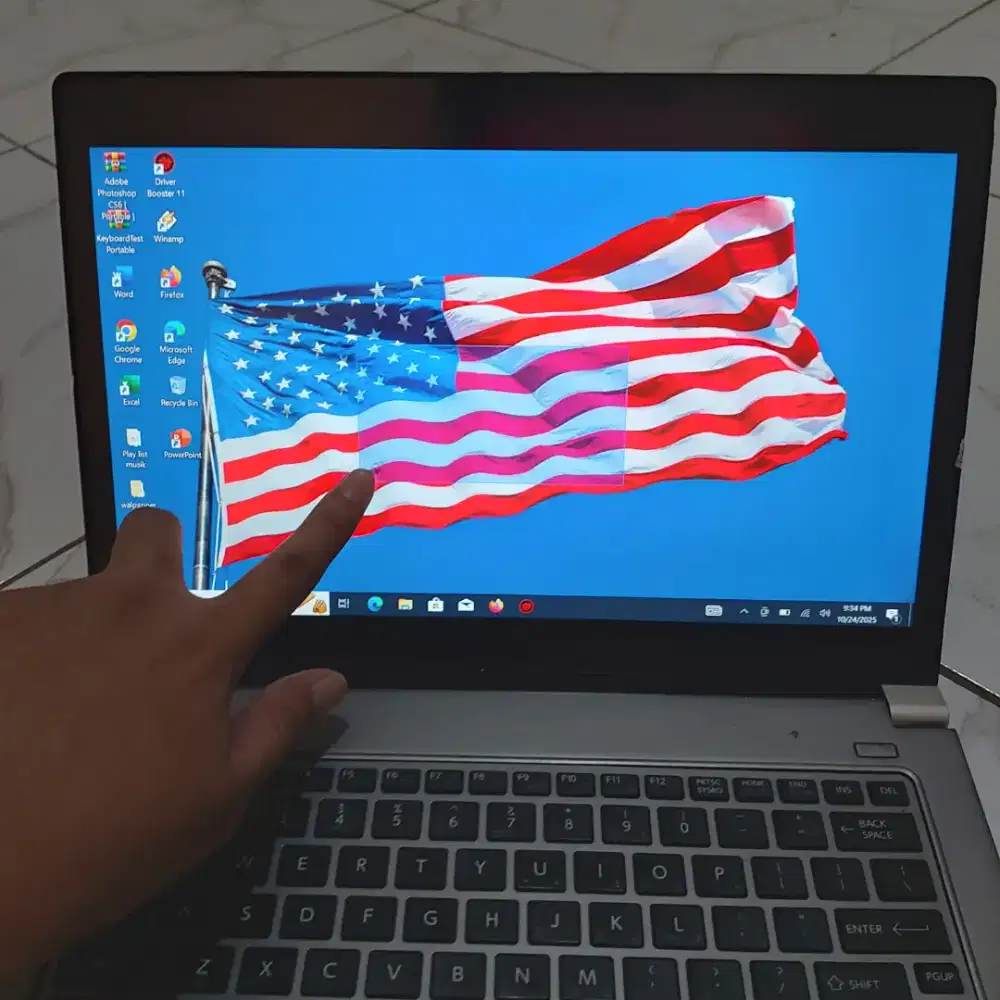 Toshiba Satellite Z30T Touchscreen Intel Core i7 Ssd 256Gb