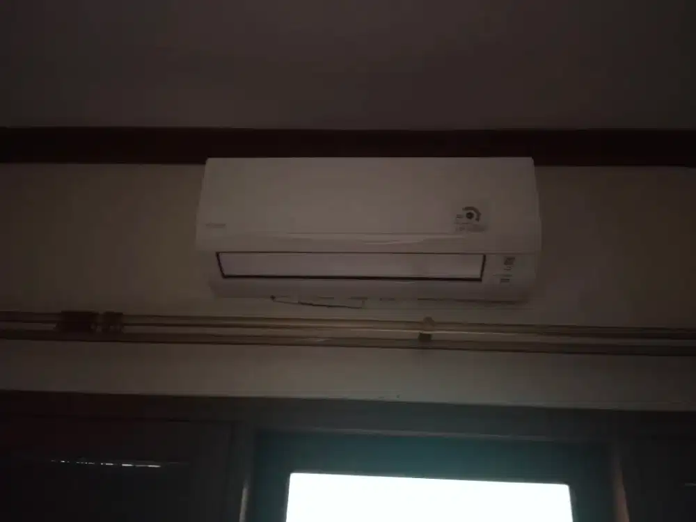 Di jual ac merk daikin