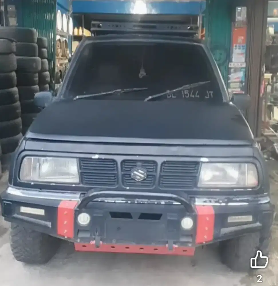Vitara 4 x 4 siap pakai