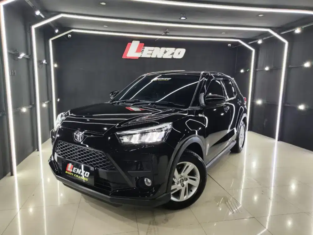 Km34rb Raize 1.2 G at matic 2022 Hitam Lenzo mobil bali