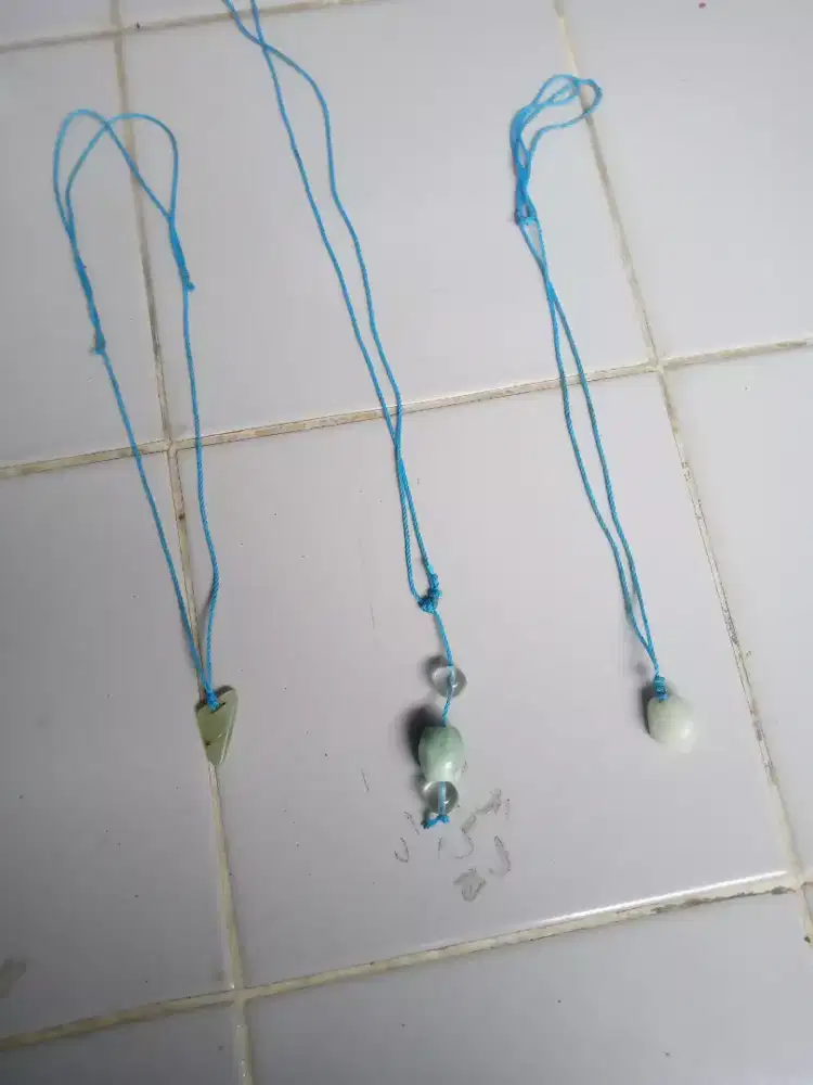 Batu giok luar negeri