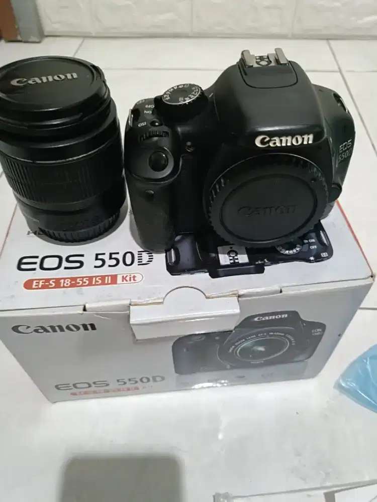 CANON 550D KIT 18-55MM