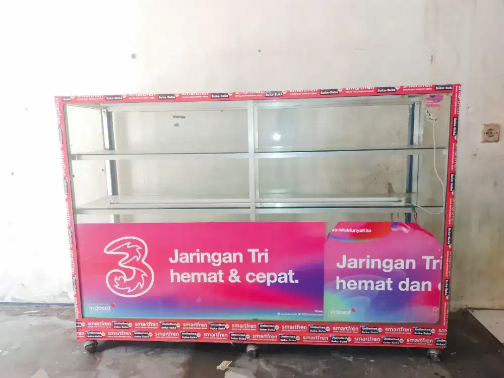 Etalase bekas counter