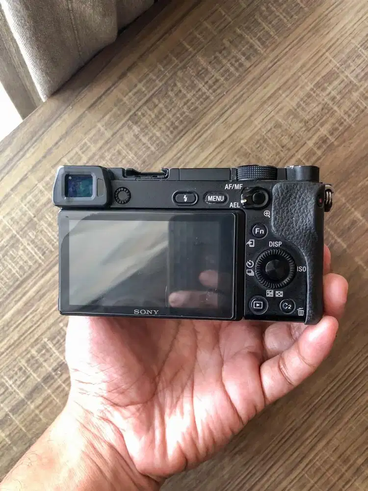 Kamera Mirrorless Sony a6300 kit 16-50mm fullset