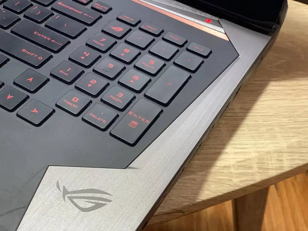 Asus G752 Series Layar 17 Inch Laptop Gaming Nvidia GTX 980M 4GB
