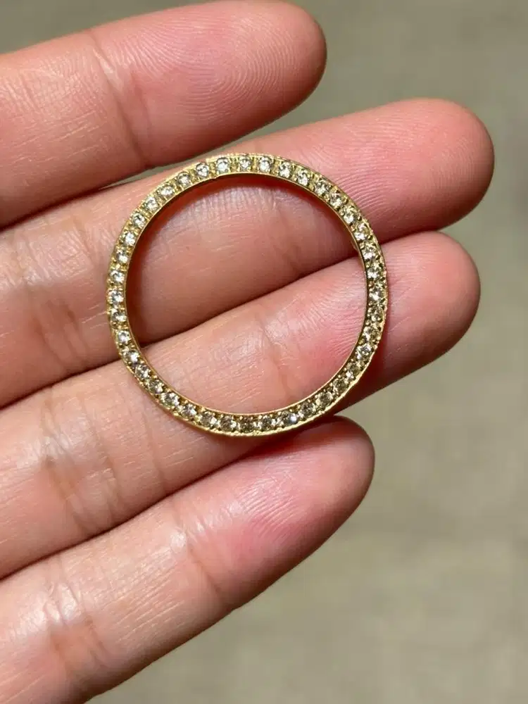 Bezel / Ring rolex 31mm 18k Gold & Diamond