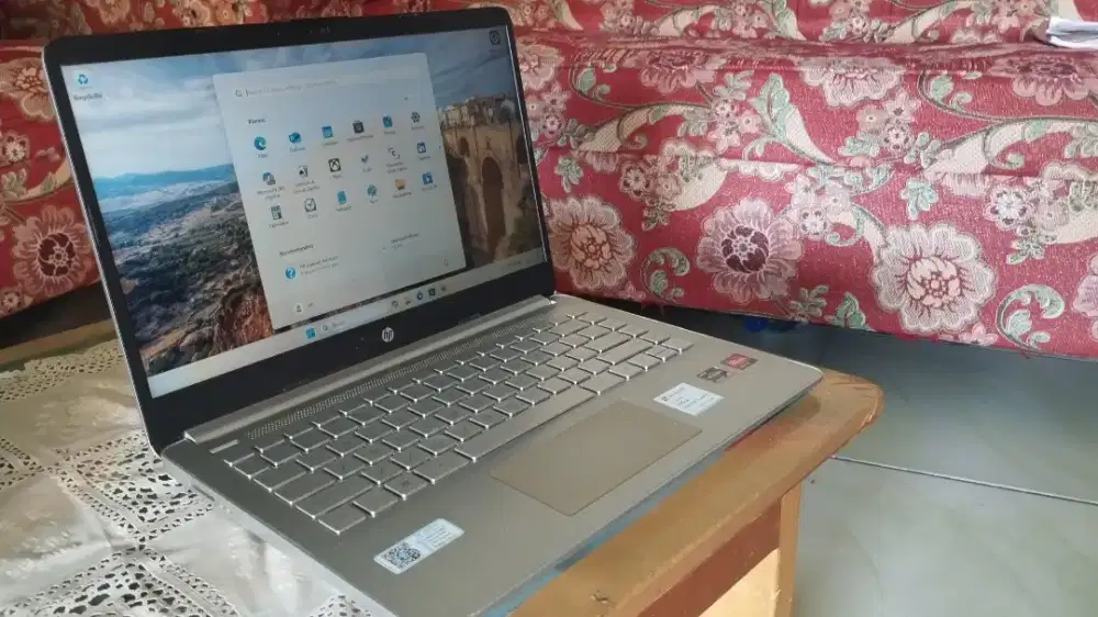 Laptop hp 14s ryzen 5 5500 ram 8gb