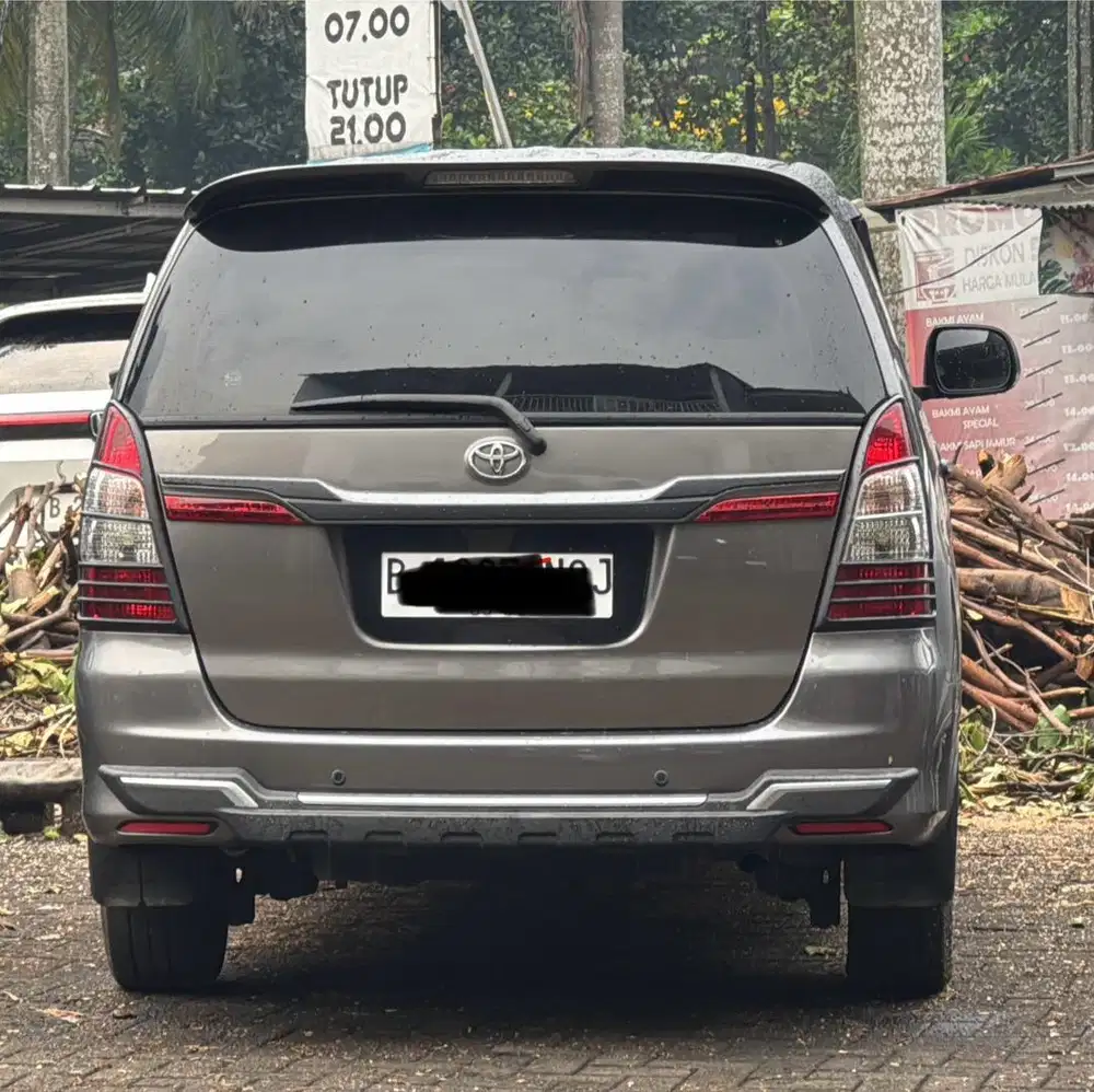 Innova bensin 2015 km tinggi