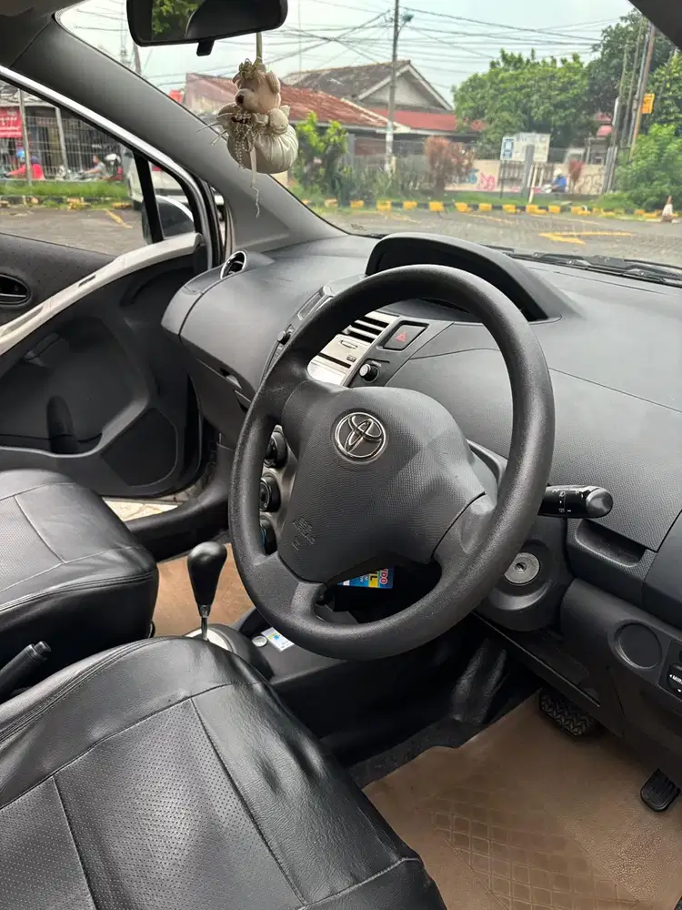 Toyota Yaris 2012 Bensin