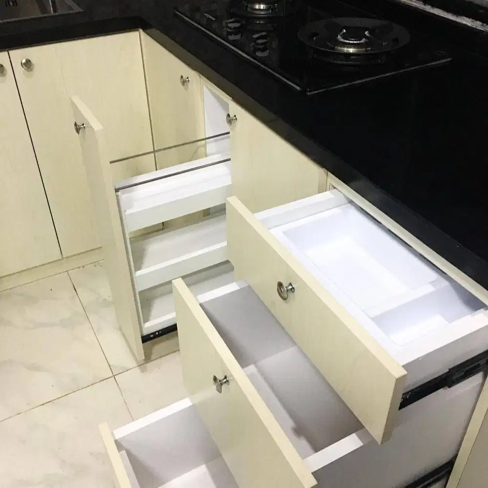 Custom Interior Kitchen Set, Backdrop TV, Lemari, Wardrobe, Kitchenset