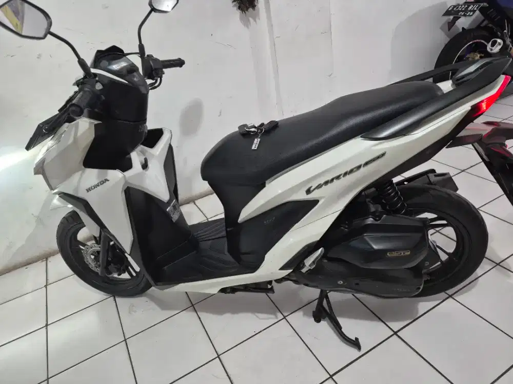 VARIO 150 KEYLES 2019  OKe cas/ kredit DP 500