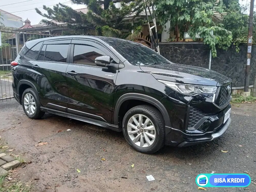 Toyota Kijang Innova 2023 Bensin