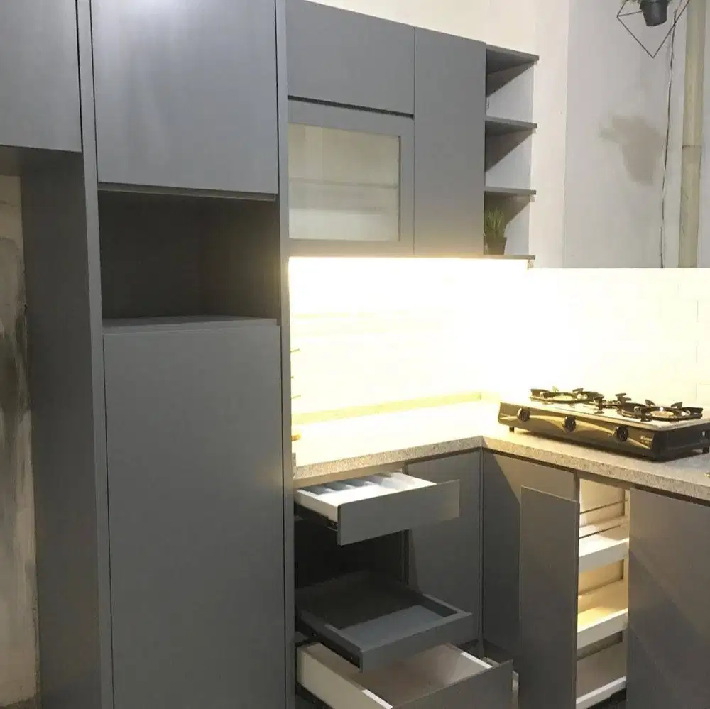 Custom Interior Kitchen Set, Backdrop TV, Lemari, Wardrobe, Kitchenset