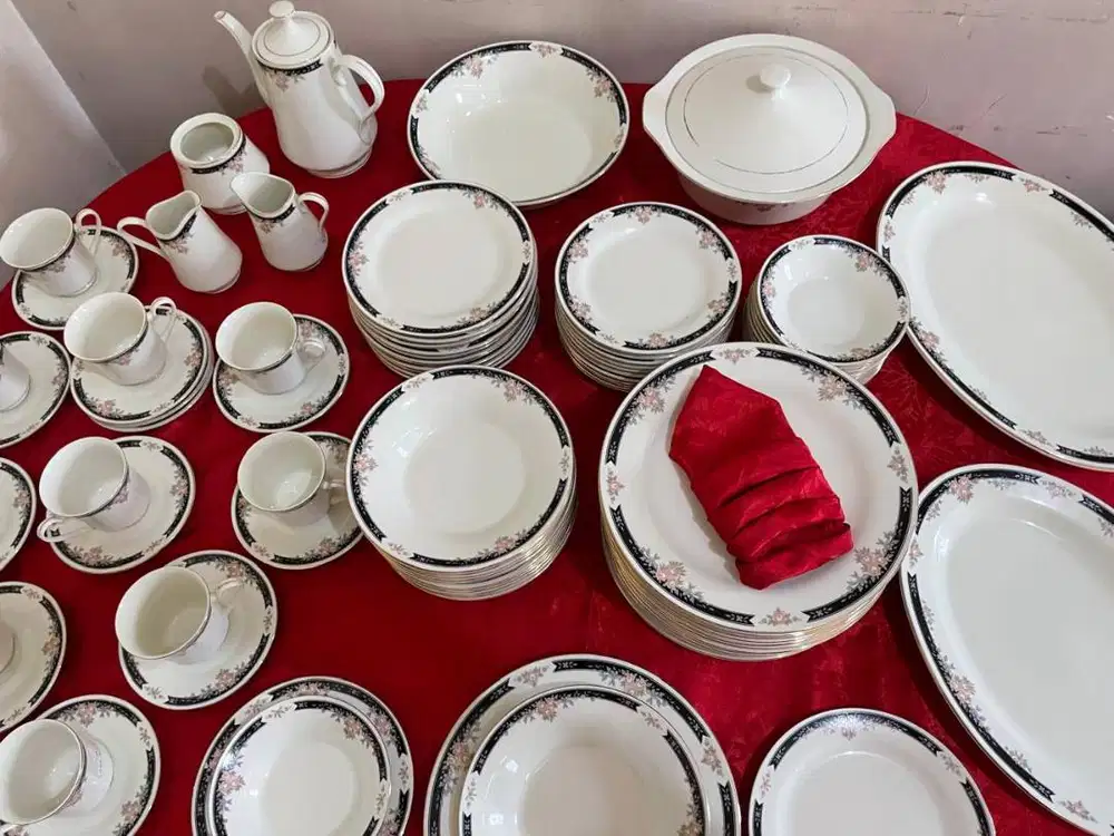 BUDLET FINE CHINA IVORY