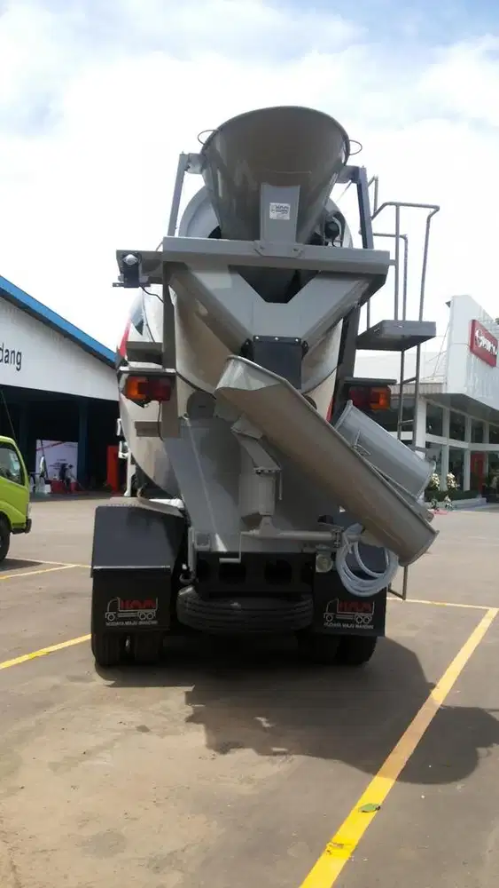 Jual mobil mixer Hino  2019 2unit 1M Nego!!