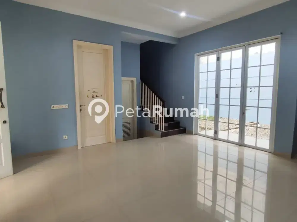 DISEWA VILLA KOMPLEK CITRALAND GAMA CITY  CLUSTER PASADENA (CHINTY)