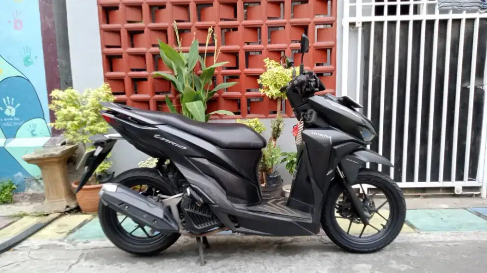 vario 125 led new 2021 mesin standar orisinil body mulus terawat ori