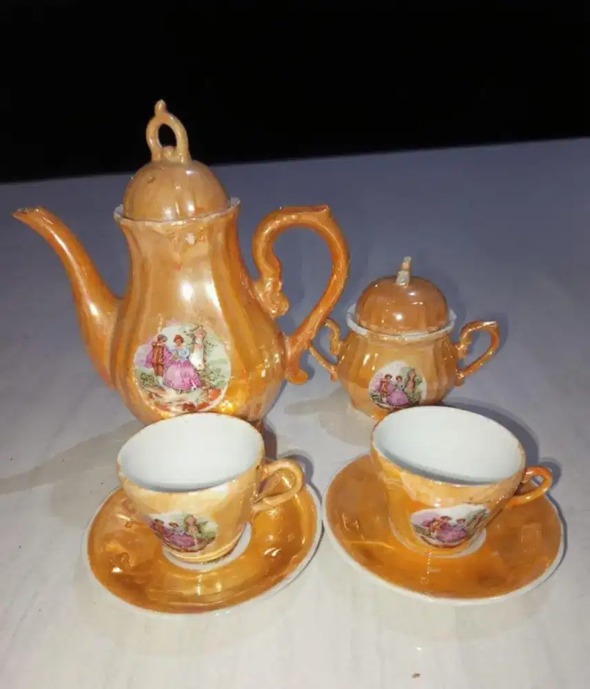 Set teko gelas keramik antik