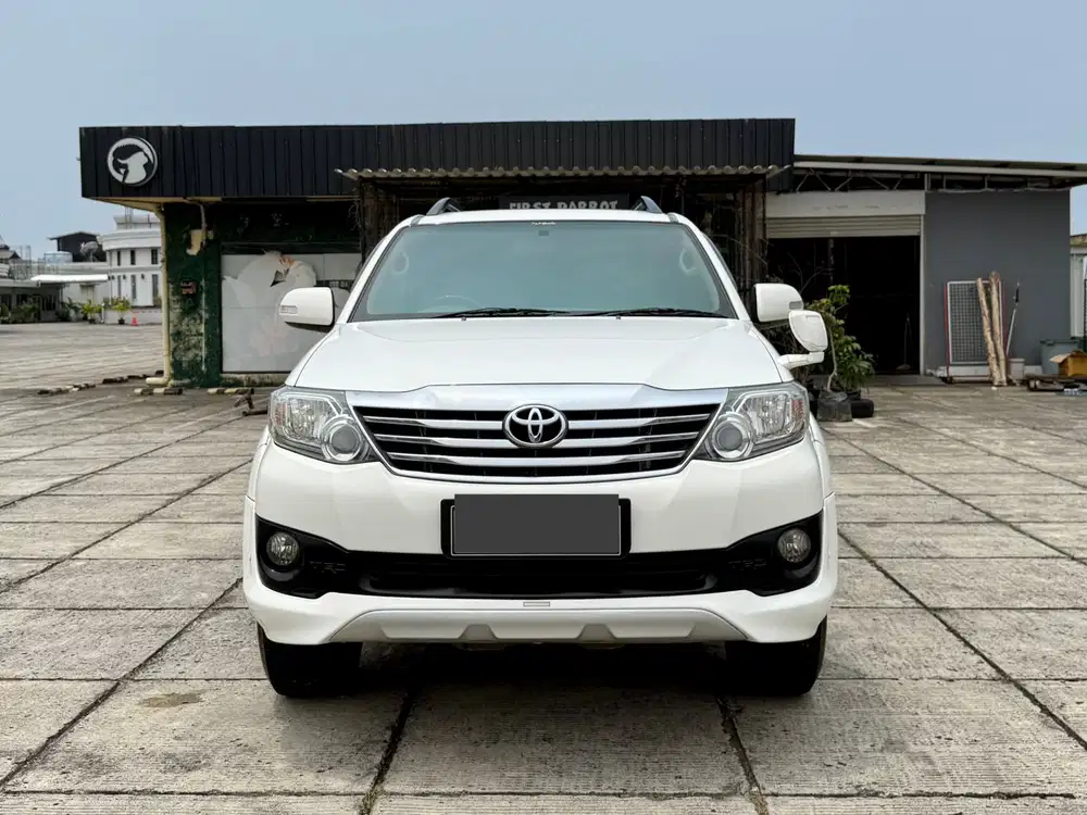 TOYOTA FORTUNER G LUX AT 2013 Bensin