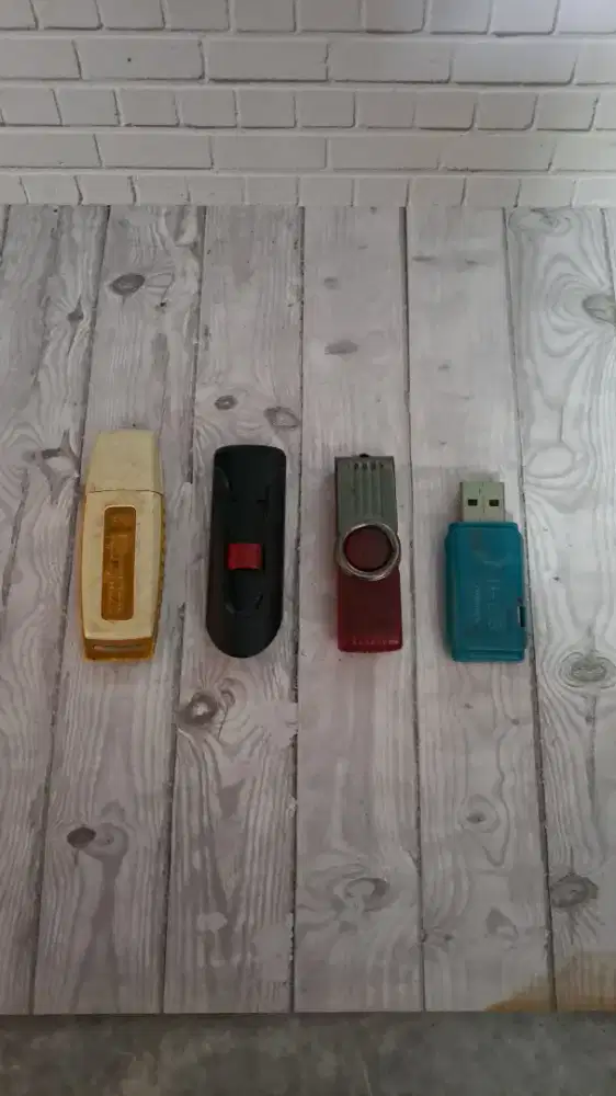 Flash Disk USB Second
