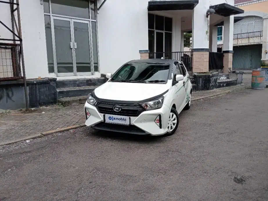 Like New - DAIHATSU AYLA 1.0 M BENSIN M/T 2023 PUTIH