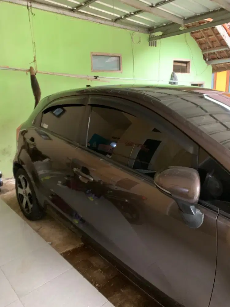 Kia Rio 2011 Bensin