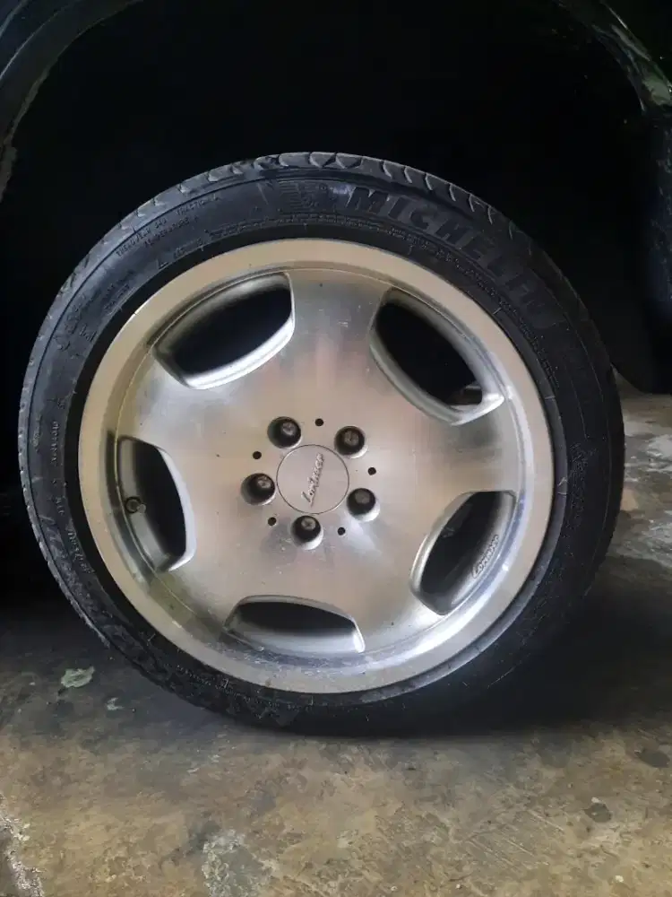 Velg lorensier r17 + ban michelin