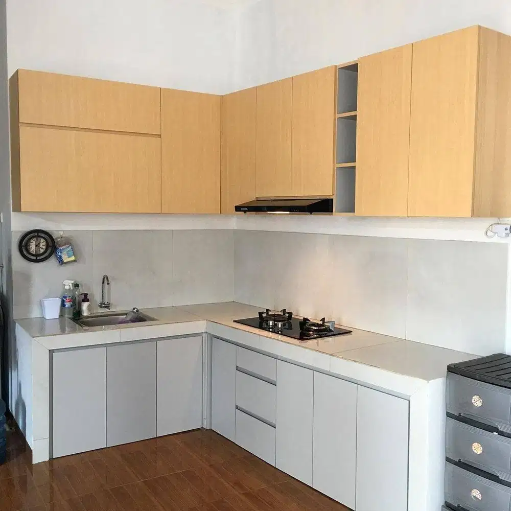 Custom Interior Kitchen Set, Backdrop TV, Lemari, Wardrobe, Kitchenset