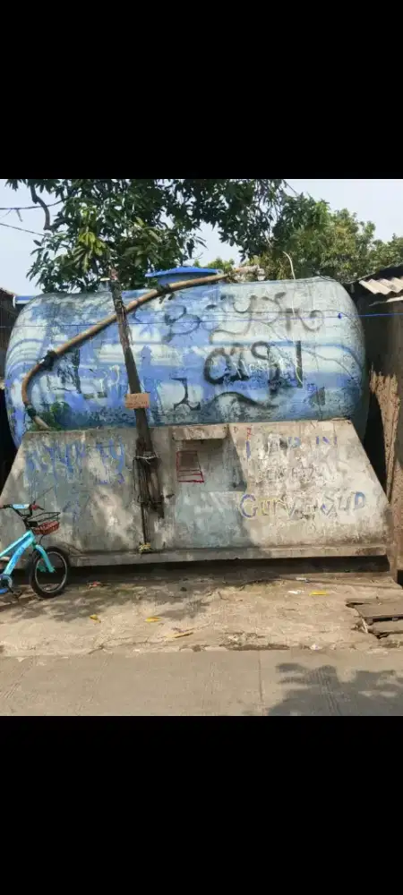 Tangki air kapasitas 5,000 Liter