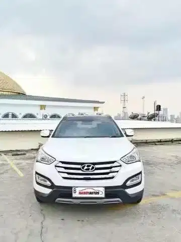 Hyundai Santa Fe XG Bensin Panoramik Tahun 2013 Automatic Putih