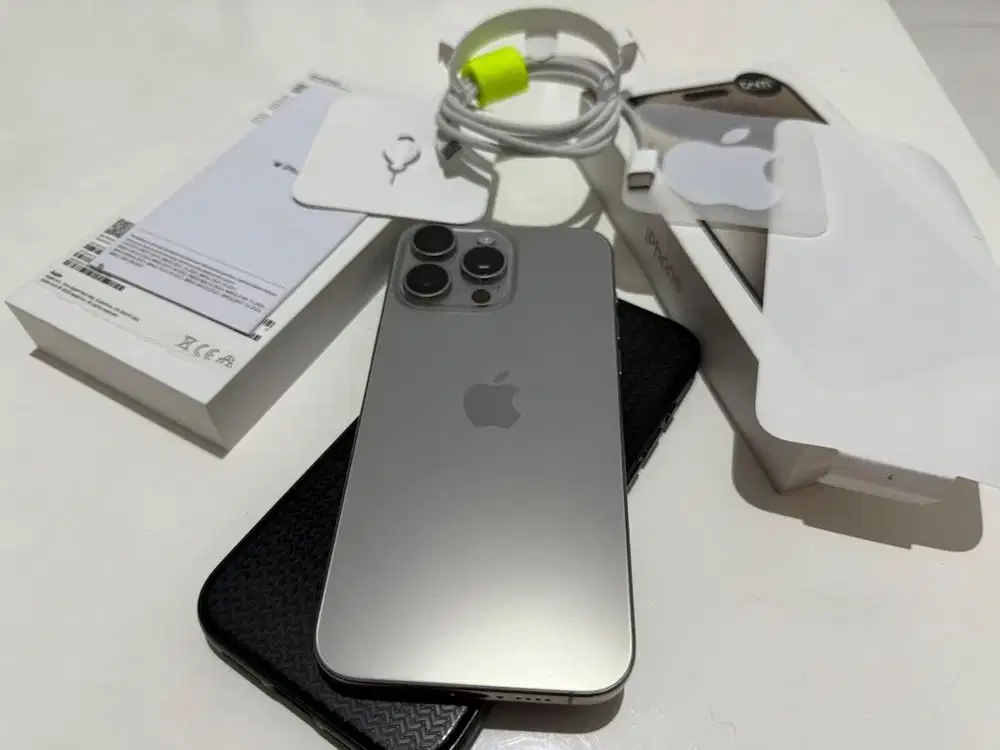 Dijual iphone 15 pro max 256gb natural titanium ibox