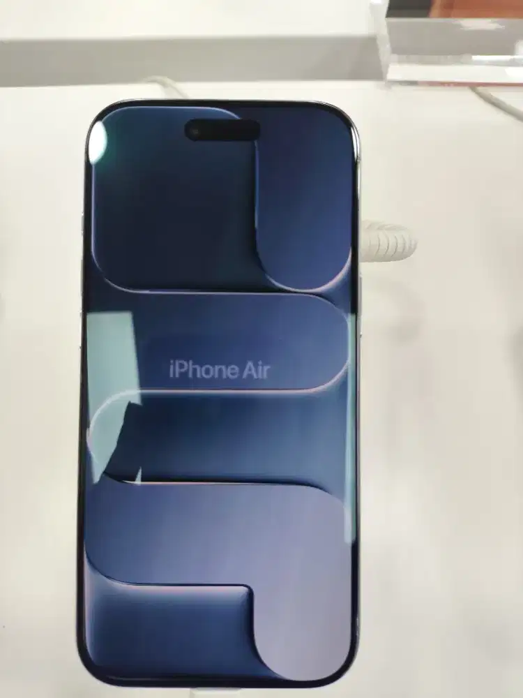 iPhone Air 256GB ready warna putih & sky blue