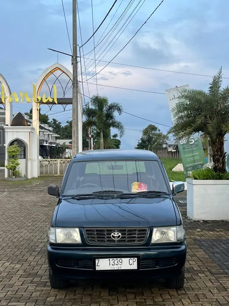 kijang kapsul 2000