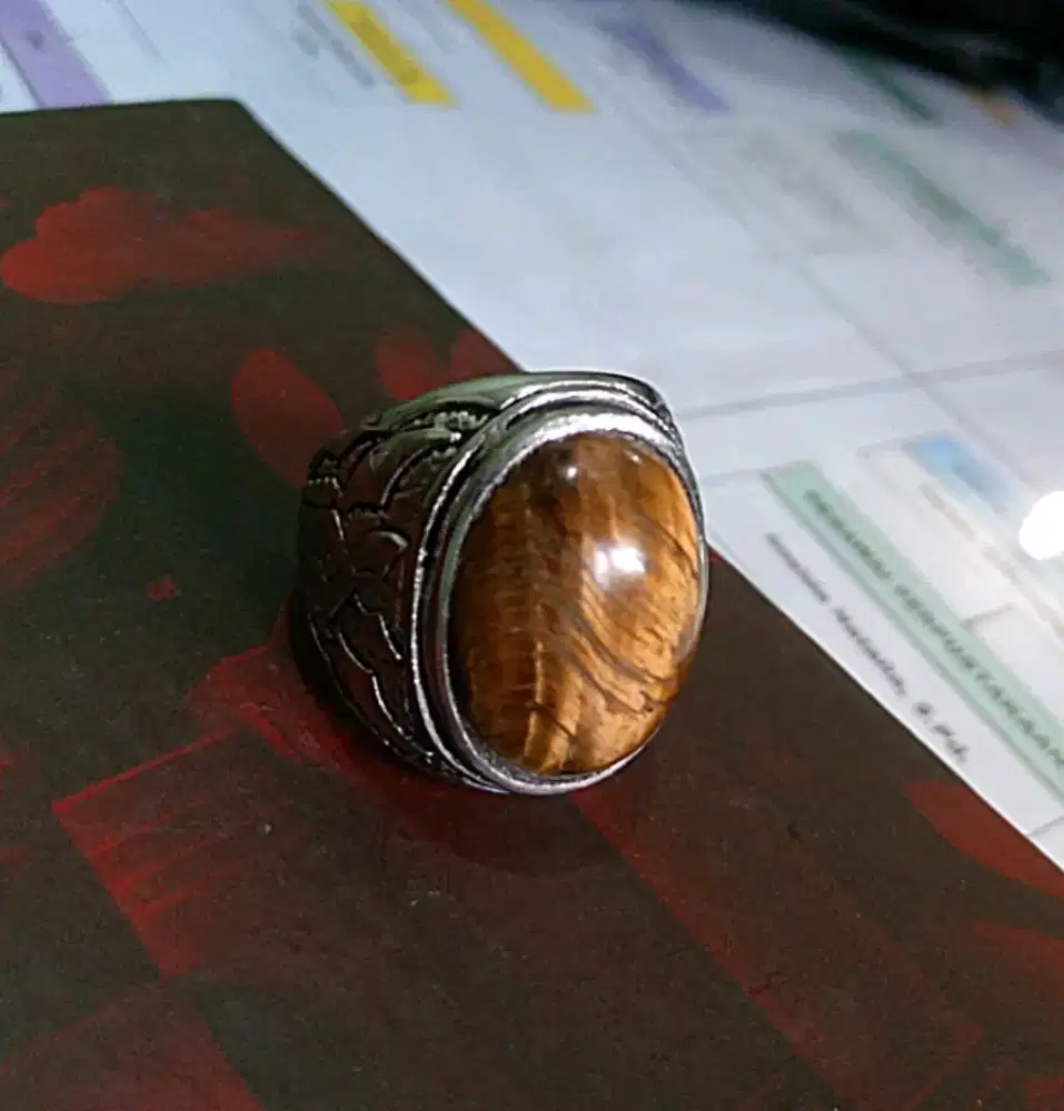 Tiger Eye Bohay.