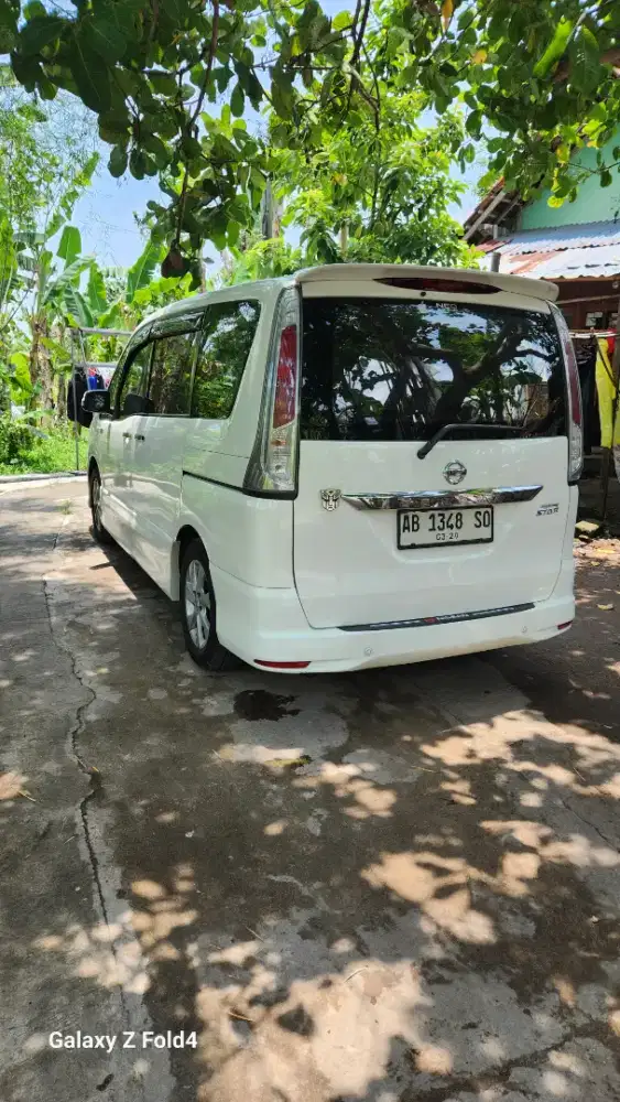 (Asli AB) Nissan Serena Hws AT 2013 istimewa