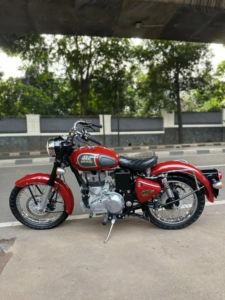 Royal Enfield Classic 350 Cheeznut 2019
