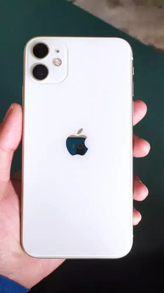 iphone 11 putih