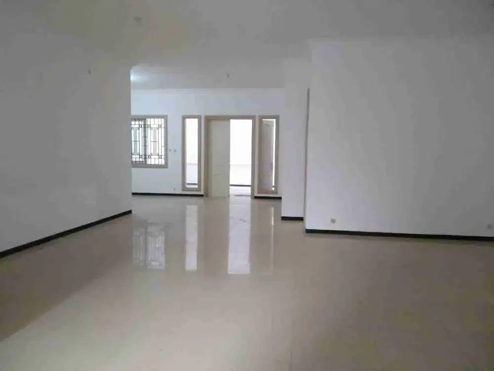 Sewa bangunan baru rumah cck utk kantor / tempat tinggal jl ngagel jaya utara