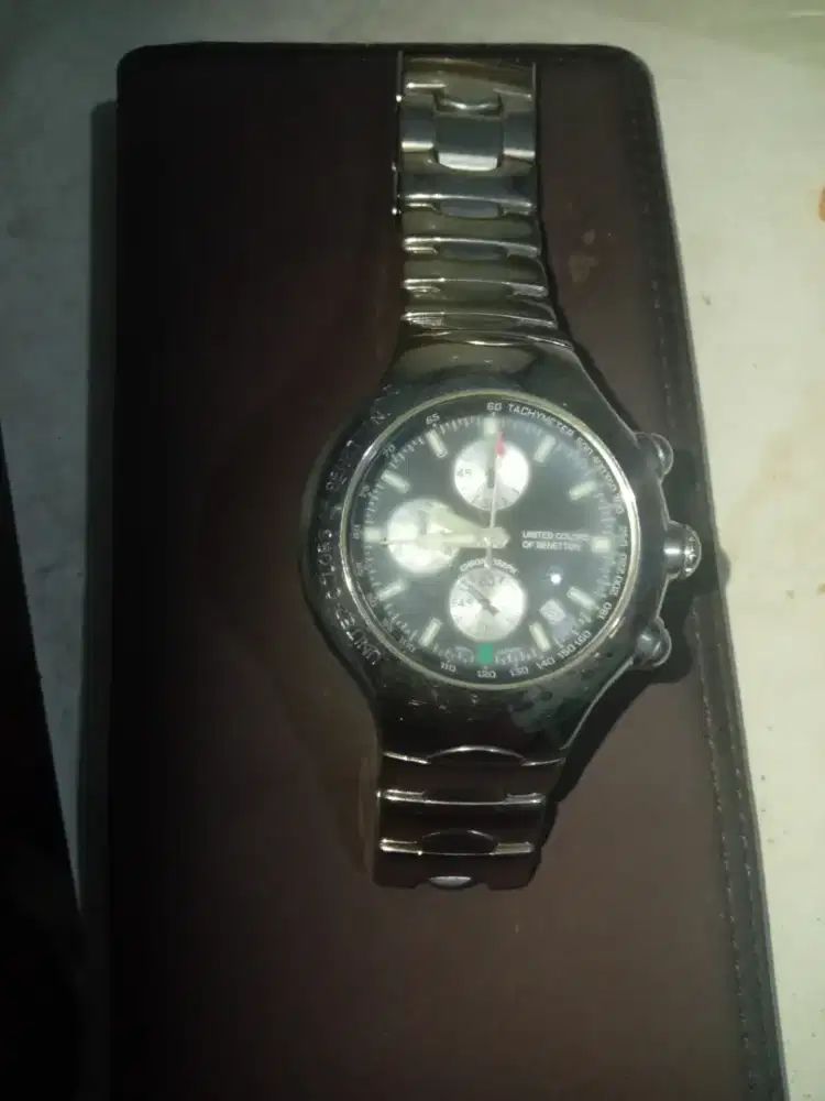 Jam tangan pria beneton original