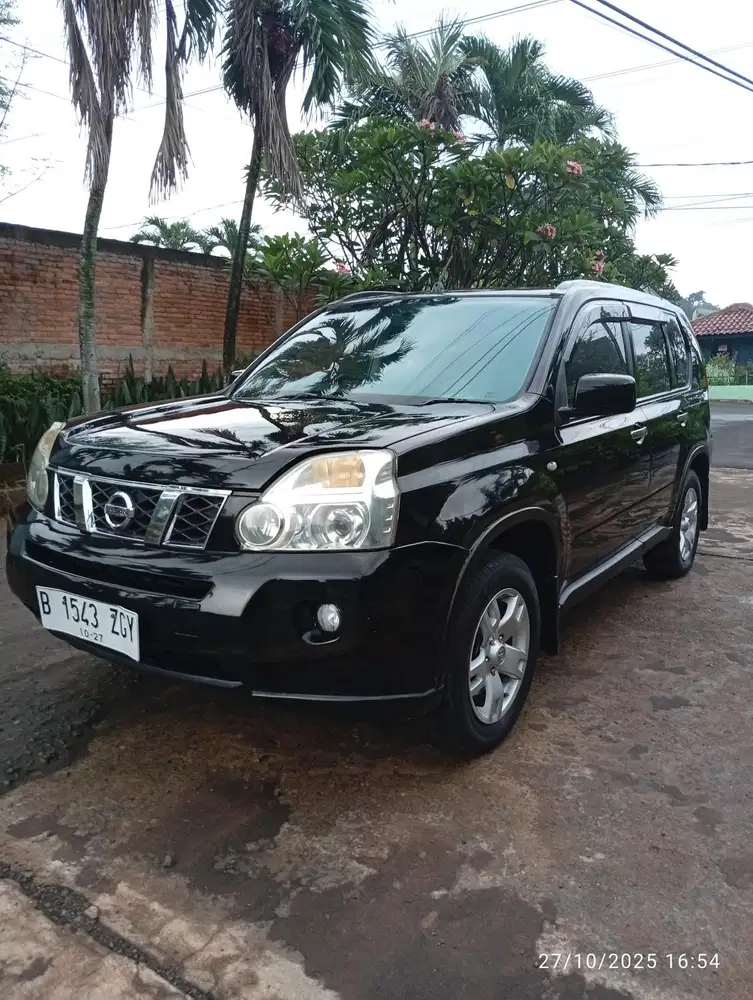 Nissan X-Trail 2011 Bensin