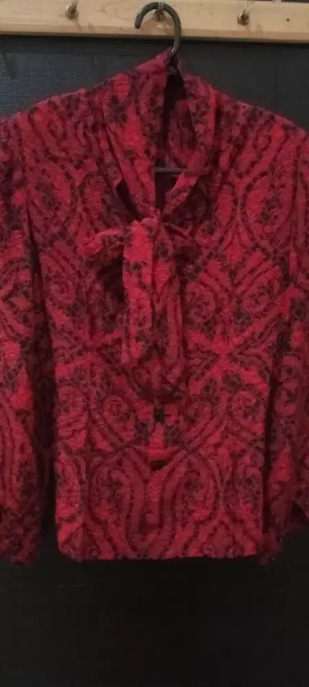 Baju atasan wanita