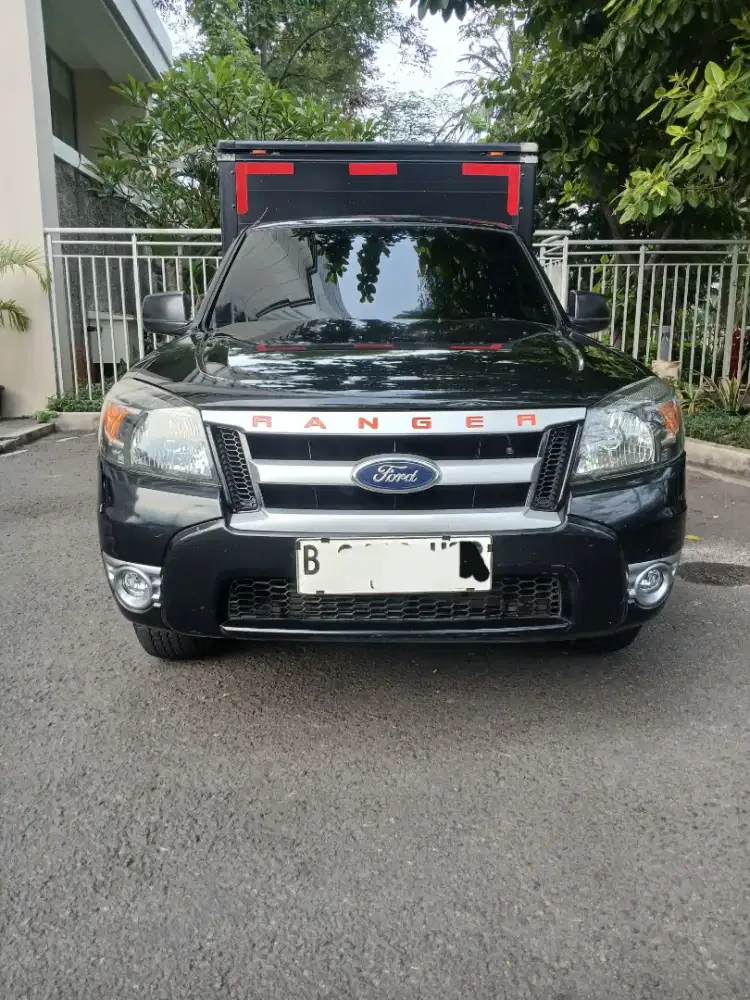 Ford ranger 2010 box 2.5 cc tangan 1 pake pribadi low km terawat