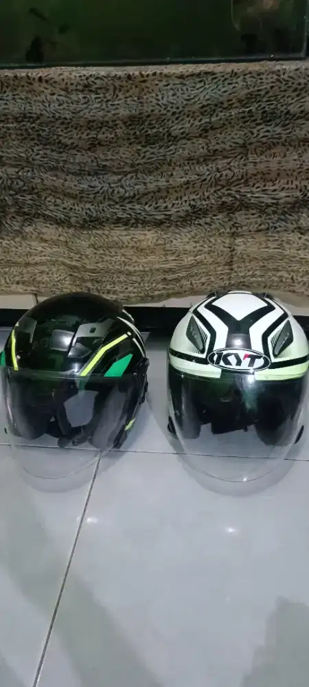 Helm INK dan KYT