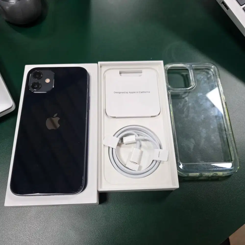 iPhone 12 Black 128 ZP/A ex Singapore