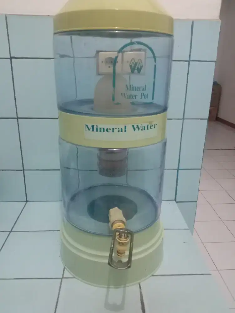 MINERAL WATER BARU SEKALI PAKAI