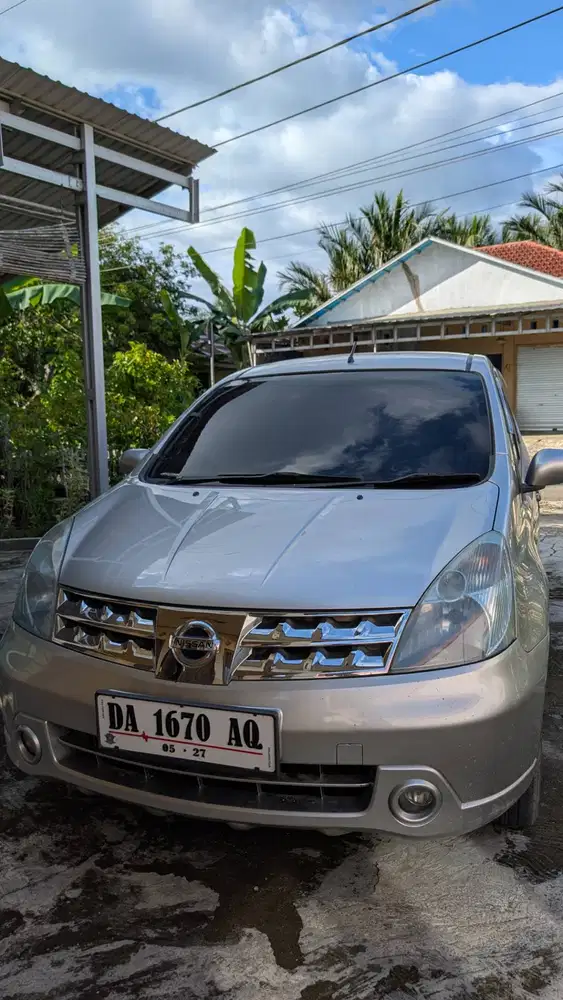 GRAND LIVINA 2007 MATIC