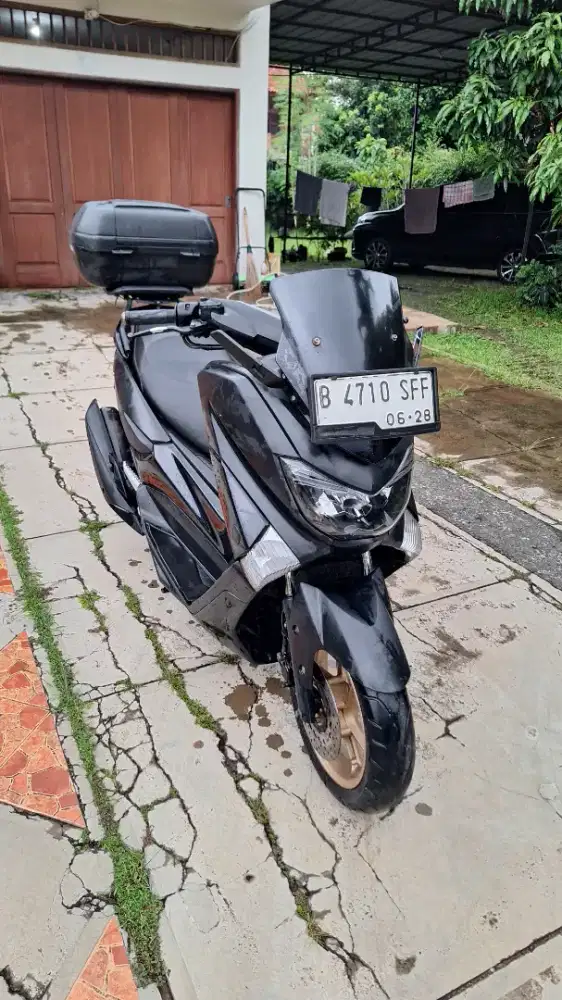Nmax 155 2018  tangan pertama